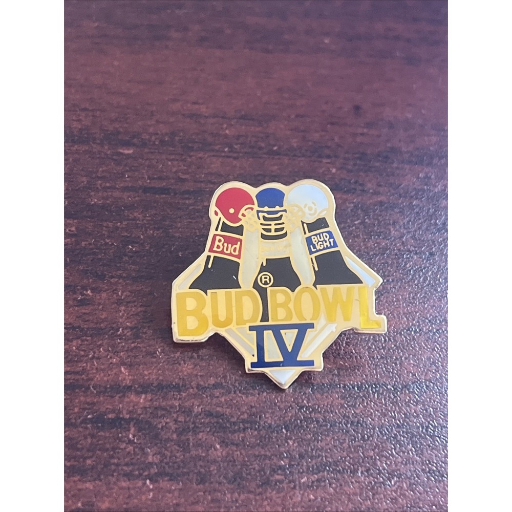 Bud Bowl IV‎ Football Super Bowl Advertisement Lapel Hat Pin